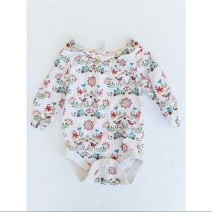 GAP size 3-6 months Multi colour onzie